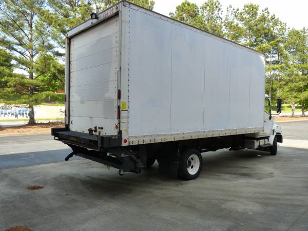 2010 HINO Toyota 185 Box Truck Turbo Diesel Liftgate LOW MILES for sale in Roswell, GA – photo 7