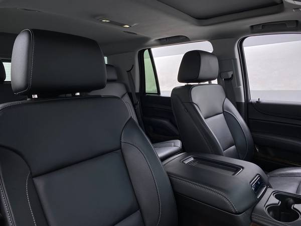 2019 Chevy Chevrolet Tahoe LT Sport Utility 4D suv Black - FINANCE -... for sale in Cleveland, OH – photo 19