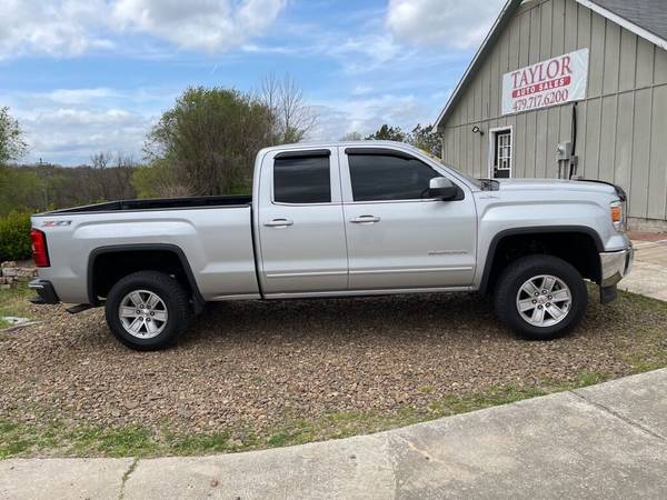2015 GMC Sierra 1500 SLE 4x4 4dr Double Cab 6 5 ft SB pickup SILVER for sale in Springdale, MO – photo 4