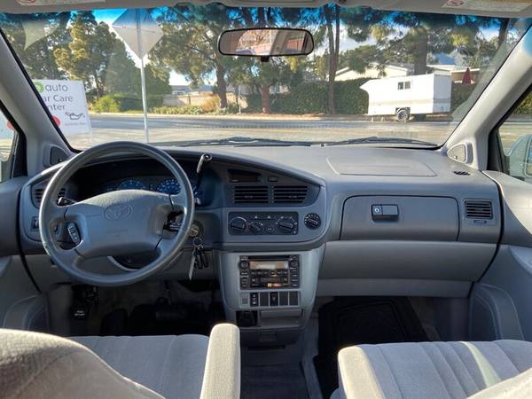 2002 Toyota Sienna - Full Roof Rack/Third Row - - by for sale in San Luis Obispo, CA – photo 15