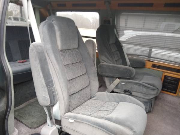 1996 Chevrolet Express 1500 - cars & trucks - by owner - vehicle... for sale in West Bend, WI – photo 10