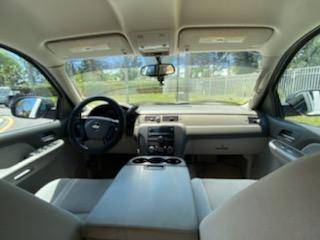 2009 Chevy suburban for sale in Lake Worth, FL – photo 9