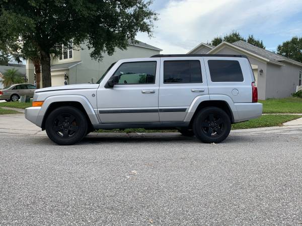 2007 Jeep Commander Limited Sport (REDUCED) for sale in Orlando, FL – photo 2