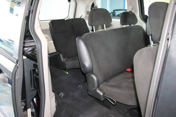 2012 Dodge Grand Caravan American Value Package 4dr Mini Van for sale in Dearborn Heights, MI – photo 12