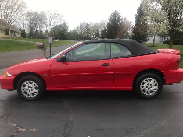Sold 2000 Chevy Cavalier Z24 Convertible (Low miles) - cars & for sale in Elgin, IL – photo 5