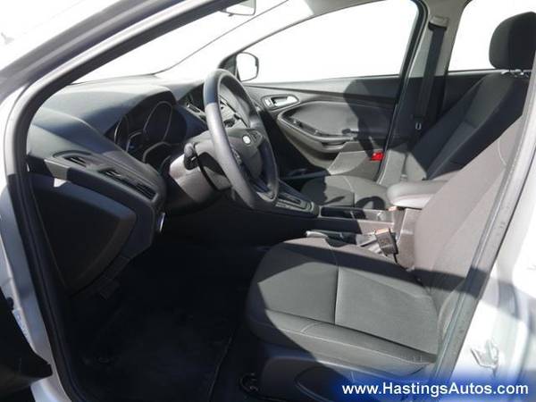 2016 Ford Focus SE Hatch for sale in Hastings, MN – photo 6