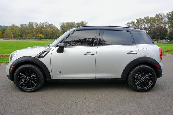 2014 MINI Country MAN 4WD Sport - cars & trucks - by owner - vehicle... for sale in Portland, OR – photo 2