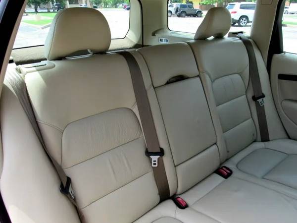 2008 Volvo V70 3 2 FWD Wagon with Low Miles & Clean CARFAX - cars & for sale in Fort Worth, TX – photo 21