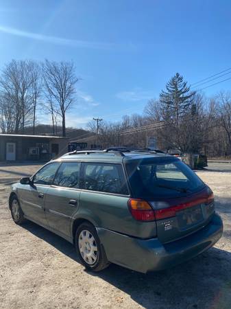 2002 Subaru Legacy wagon Limited 4D - cars & trucks - by owner -... for sale in Danbury, NY – photo 9