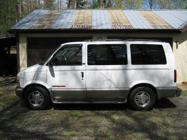 2002 Chevrolet Astro AWD Van, Very Low Miles & Clean! - cars & for sale in Pratts, VA – photo 5