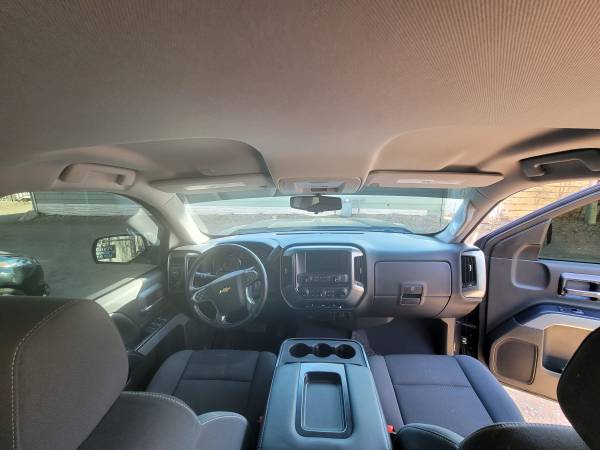 2018 Chevrolet Silverado 1500 LT Z71 4WD Quad Cab, Chevy Truck LT... for sale in Colorado Springs, CO – photo 9