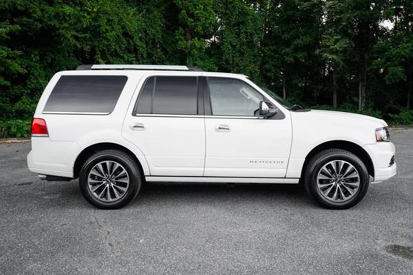 Lincoln Navigator SUV Navigation Leather Sunroof Loaded We Finance! for sale in eastern NC, NC