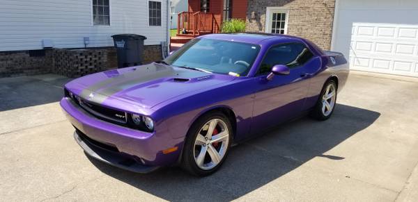 2010 challnger srt - cars & trucks - by owner - vehicle automotive... for sale in Clarksville, TN – photo 2