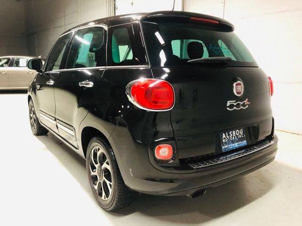 2014 Fiat 500L Lounge Clean Carfax Navigation Back Up Cam Lounge 4dr... for sale in Portland, OR – photo 4