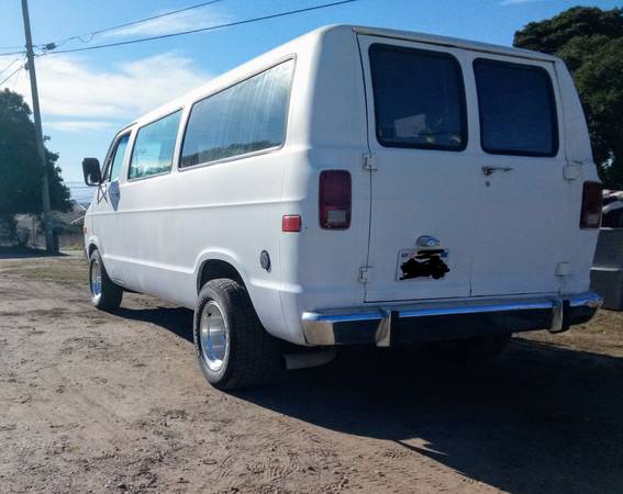 1978 Dodge tradesman 200 - cars & trucks - by owner - vehicle... for sale in Salinas, CA – photo 3