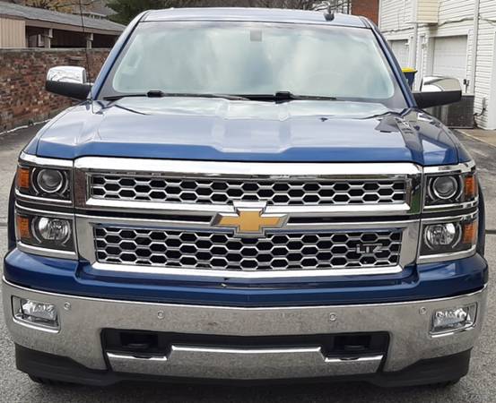 2015 Chevy Silverado LTZ club cab - cars & trucks - by owner -... for sale in Indianapolis, IN – photo 4