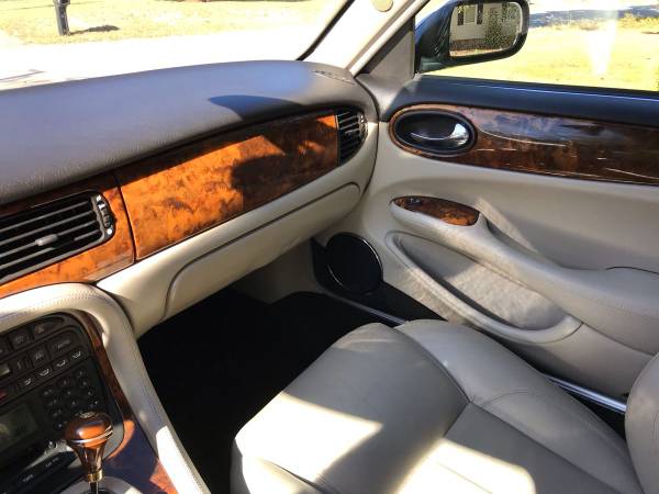 Rare 01 Jaguar XJR Supercharged v8 for sale in Lexington, SC – photo 9