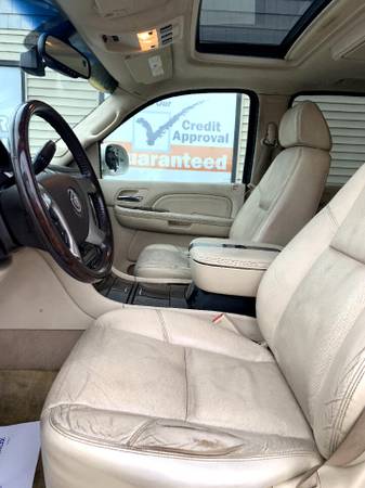 2008 Cadillac Escalade AWD 4dr - - by dealer - vehicle for sale in Chesaning, MI – photo 8