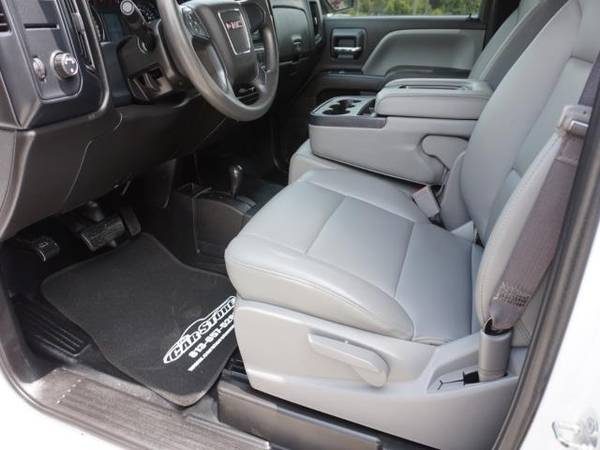 2017 GMC Sierra 2500HD BASE UTILITY BOX 4WD - cars & trucks - by... for sale in Seffner, FL – photo 10