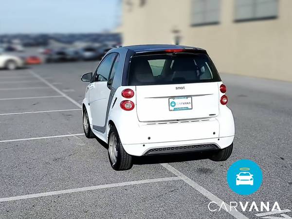 2015 smart fortwo Pure Hatchback Coupe 2D coupe White - FINANCE... for sale in Oklahoma City, OK – photo 8