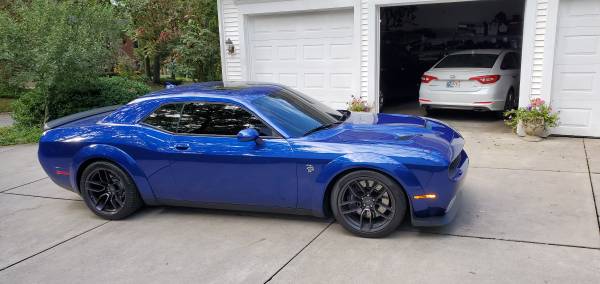 2018 Dodge Challenger Hellcat SRT Widebody Like New - cars & trucks... for sale in South Bend, IN – photo 16