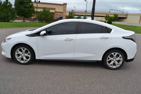 2017 Chevy Volt Premier Hatchback * LOADED * CARFAX * FINANCING -... for sale in Ramsey , MN – photo 6