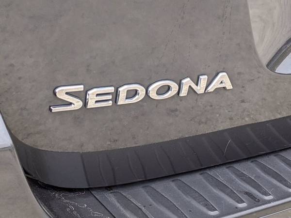 2018 Kia Sedona LX van Platinum Graphite - - by dealer for sale in Joliet, IL – photo 23
