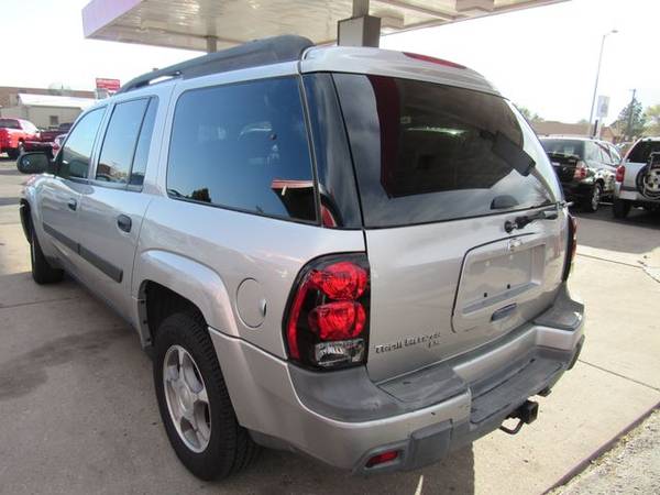 2005 Chevrolet Trailblazer - Financing Available! - cars & trucks -... for sale in Colorado Springs, CO – photo 5