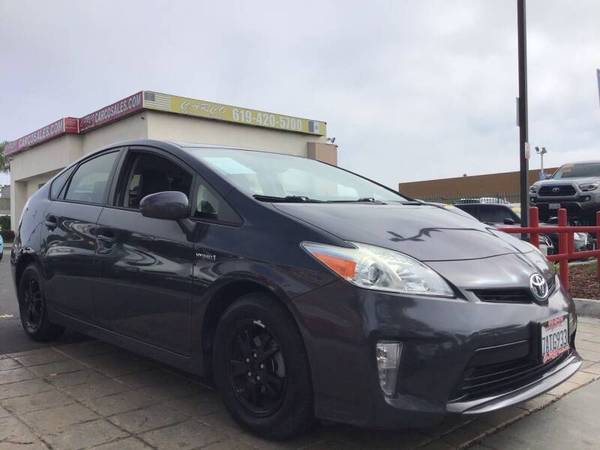 2013 Toyota Prius 4 1-OWNER! NAVIGATION! BACK UP CAMERA! LEATHER! for sale in Chula vista, CA – photo 2