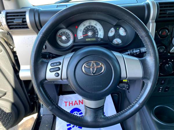 2007 Toyota FJ Cruiser 2WD 4dr Auto (Natl) - Super Low Payment! for sale in Phoenix, AZ – photo 11