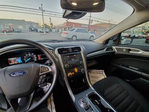 2018 FORD FUSION SE - cars & trucks - by dealer - vehicle automotive... for sale in Pacoima, CA – photo 12
