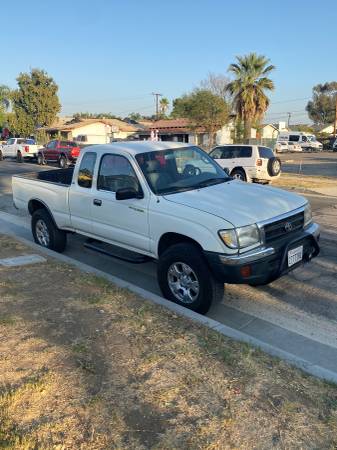 1999 Toyota Tacoma Prerunner - cars & trucks - by owner - vehicle... for sale in San Fernando, CA – photo 3