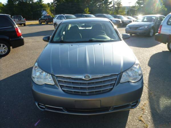 2008 CHRYSLER SEBRING SEDAN LO MILEAGE ONLY 91000 AUTOMATIC VERY CLEAN for sale in Milford, ME – photo 9