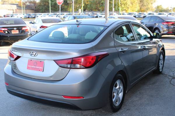 2015 Hyundai Elantra SE 4dr Sedan, Low Miles, Great on Gas - cars &... for sale in Omaha, NE – photo 8