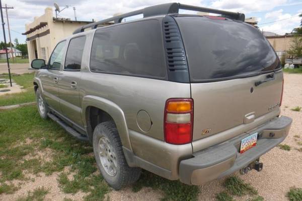 2003 Chevy 4x4 Suburban for sale in Springer, TX – photo 2