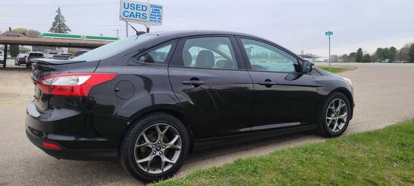 2013 Ford Focus SE CLEAN - - by dealer - vehicle for sale in Mabel, WI – photo 4