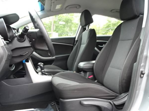 2017 Hyundai Elantra GT Base hatchback for sale in Canton, MA – photo 8