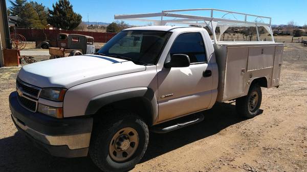 2007 Chevy Silverado 3500 Utility Bed for sale in Prescott, AZ – photo 3