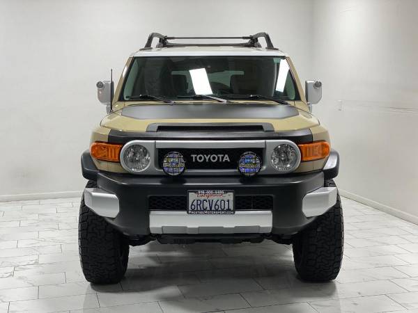 2011 Toyota FJ Cruiser Base 4x4 4dr SUV 5A GET APPROVED TODAY for sale in Rancho Cordova, CA – photo 2