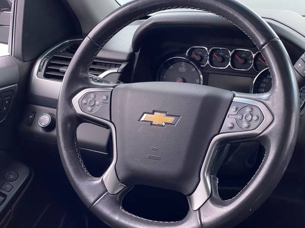 2018 Chevy Chevrolet Suburban LT Sport Utility 4D suv Black -... for sale in Grand Rapids, MI – photo 23