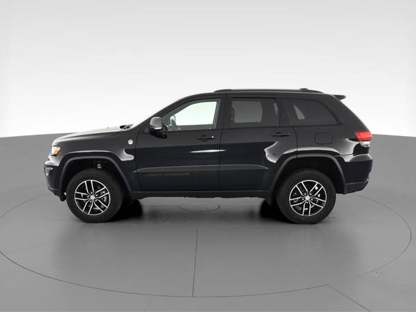 2018 Jeep Grand Cherokee Trailhawk Sport Utility 4D suv Black for sale in Raleigh, NC – photo 5