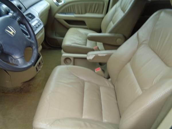 2008 Honda Odyssey 5dr EX-L w/RES - - by dealer for sale in Marion, IA – photo 2