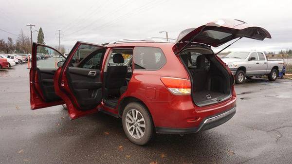 2013 Nissan Pathfinder S Sport Utility 4D - - by for sale in Eugene, OR – photo 23
