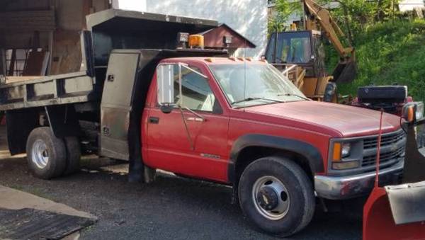 Chevy Dump Truck 3500 4x4 diesel '95 for sale in Kingston, PA