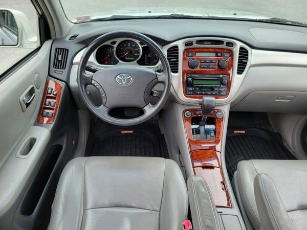 2006 Toyota Highlander Limited 4x4 Leather Sunroof 7 Seats MINT for sale in Falls Church, District Of Columbia – photo 12