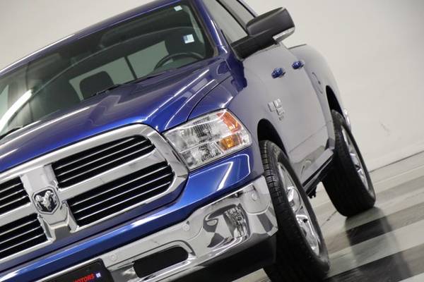 TOUGH BLUE 1500 *2019 Ram Classic* 5.7L V8 *CAMERA* Crew Cab - cars... for sale in Clinton, MO – photo 16