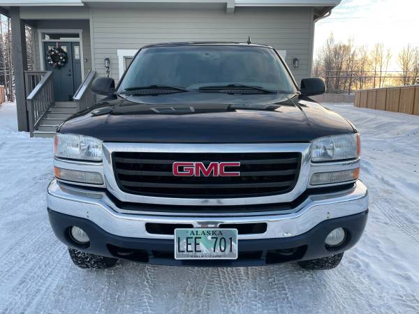 2006 GMC Sierra SLT / Low Miles / Heated Leather Seats / Sunroof -... for sale in Anchorage, AK – photo 8