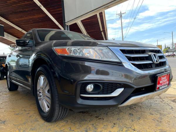 2013 Honda Crosstour 2WD I4 5dr EX - - by dealer for sale in Portland, WA – photo 3