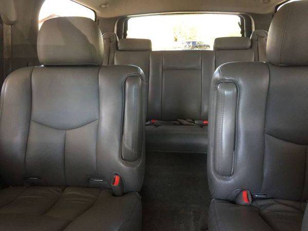 2006 GMC Yukon XL SL 1500 4dr SUV 4WD -Wholesale Cash Prices |... for sale in Louisville, KY – photo 19