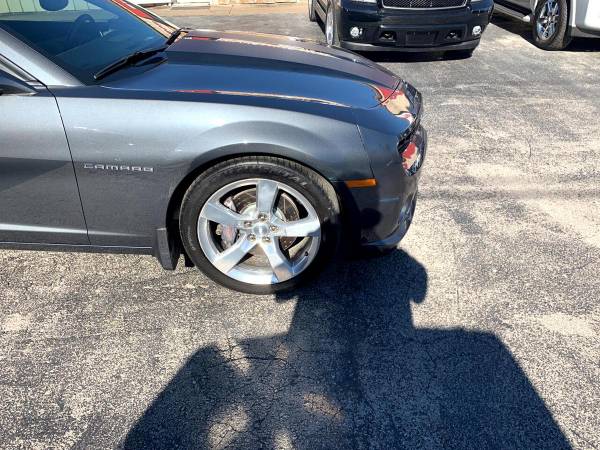 2010 Chevrolet Chevy Camaro 2SS Coupe -EASY FINANCING AVAILABLE -... for sale in Mount Juliet, TN – photo 11